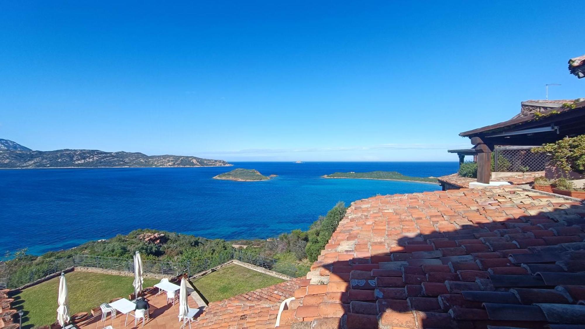 Apartahotel Villaggio Est 3*
